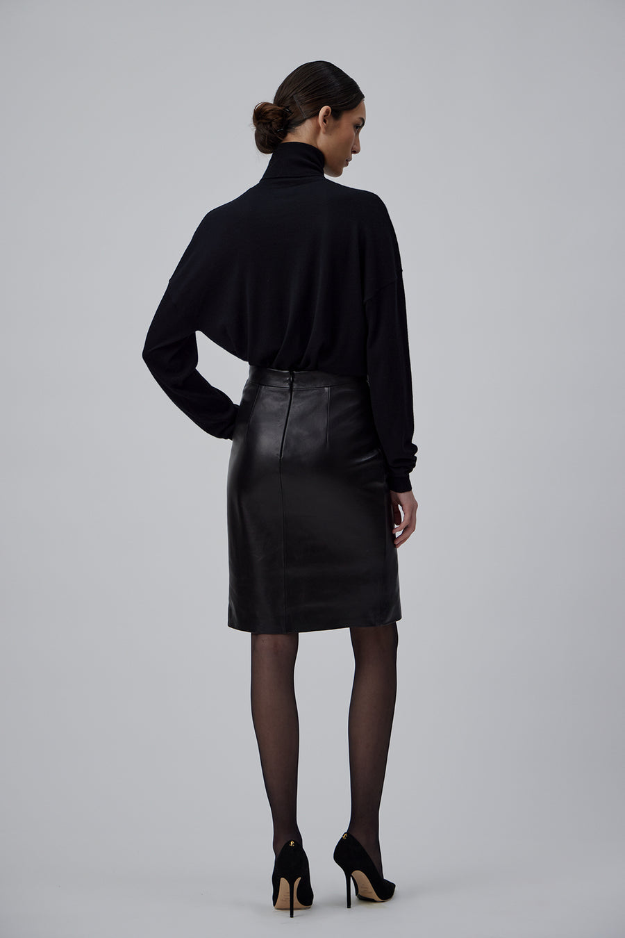 LEATHER PENCIL SKIRT