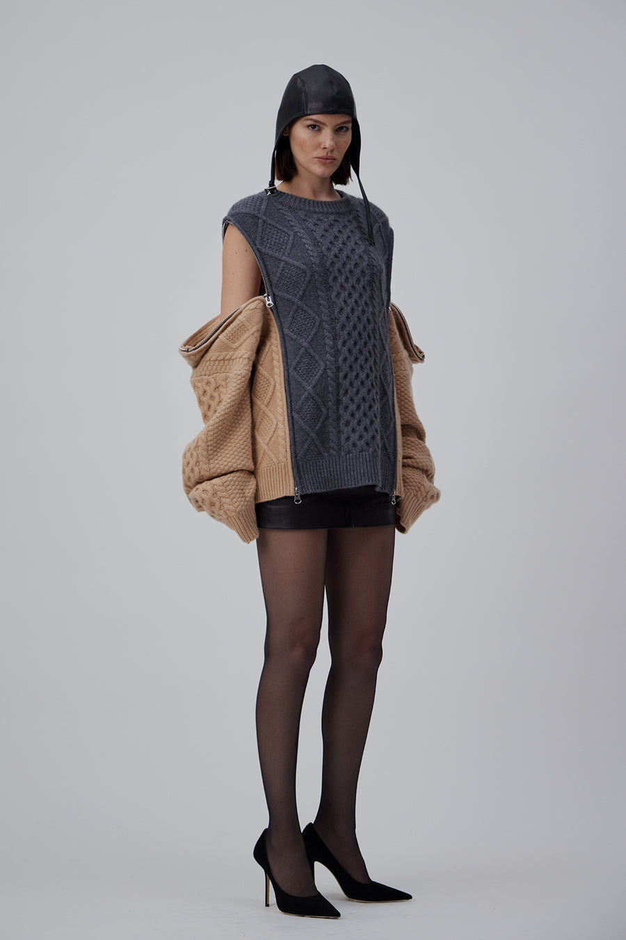 CASHMERE OVERSIZE KNOTTED SWEATER IN SPACE GREY-MACCHIATO