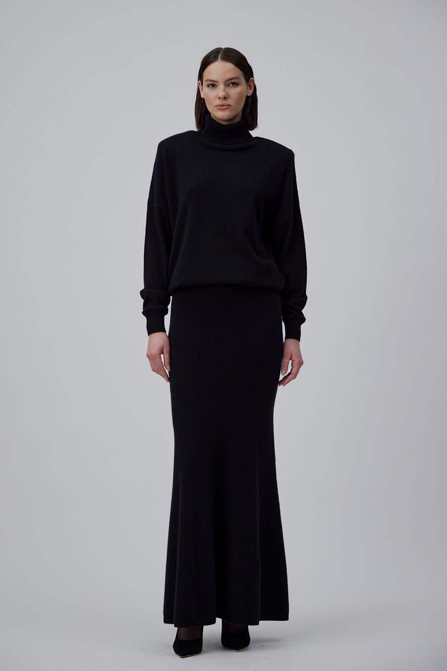 CASHMERE MAXI SKIRT IN GLOSSY BLACK