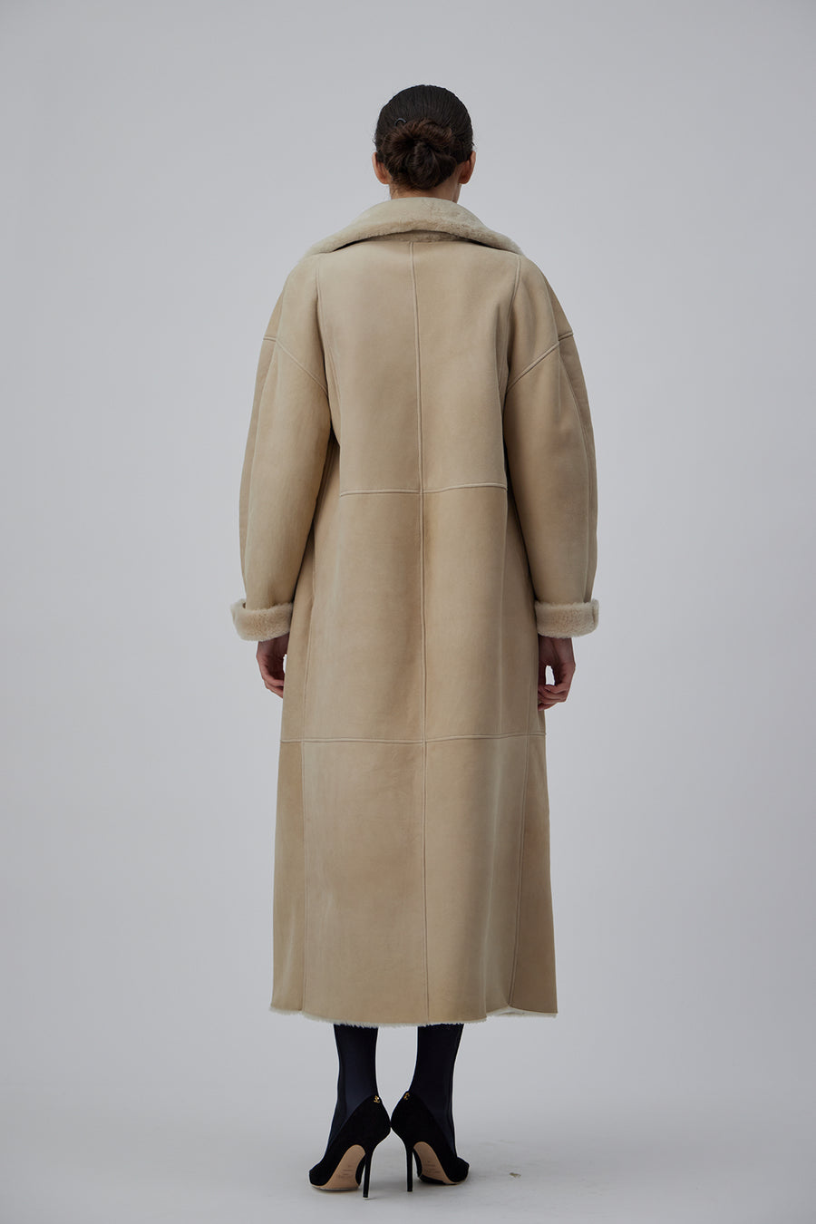 LONG SHEARLING COAT IN MACCHIATO