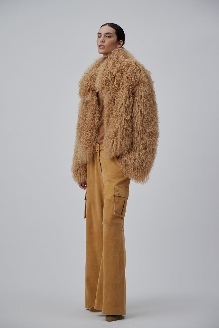 SHORT COAT IN CAMEL TIBET FUR