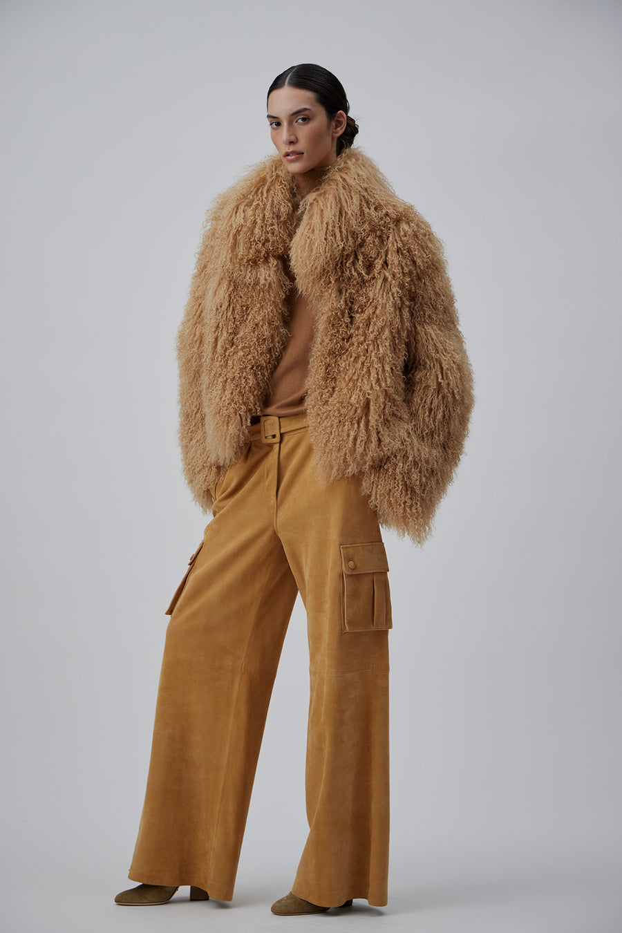 SHORT COAT IN CAMEL TIBET FUR