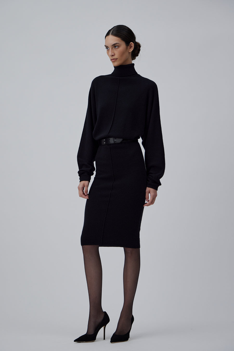 CASHMERE OVERSIZE DRESS IN GLOSSY BLACK