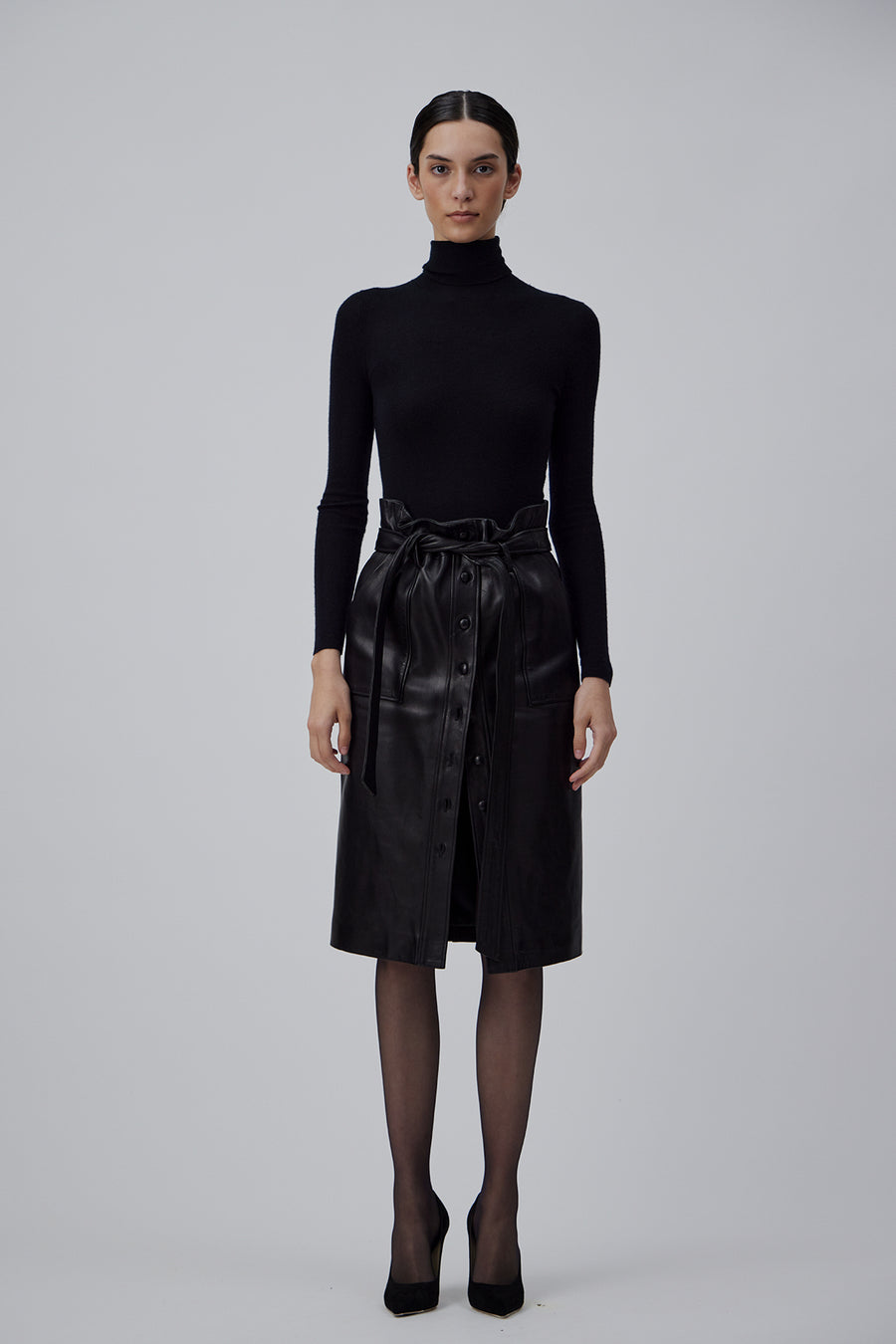 LEATHER SKIRT IN GLOSSY BLACK