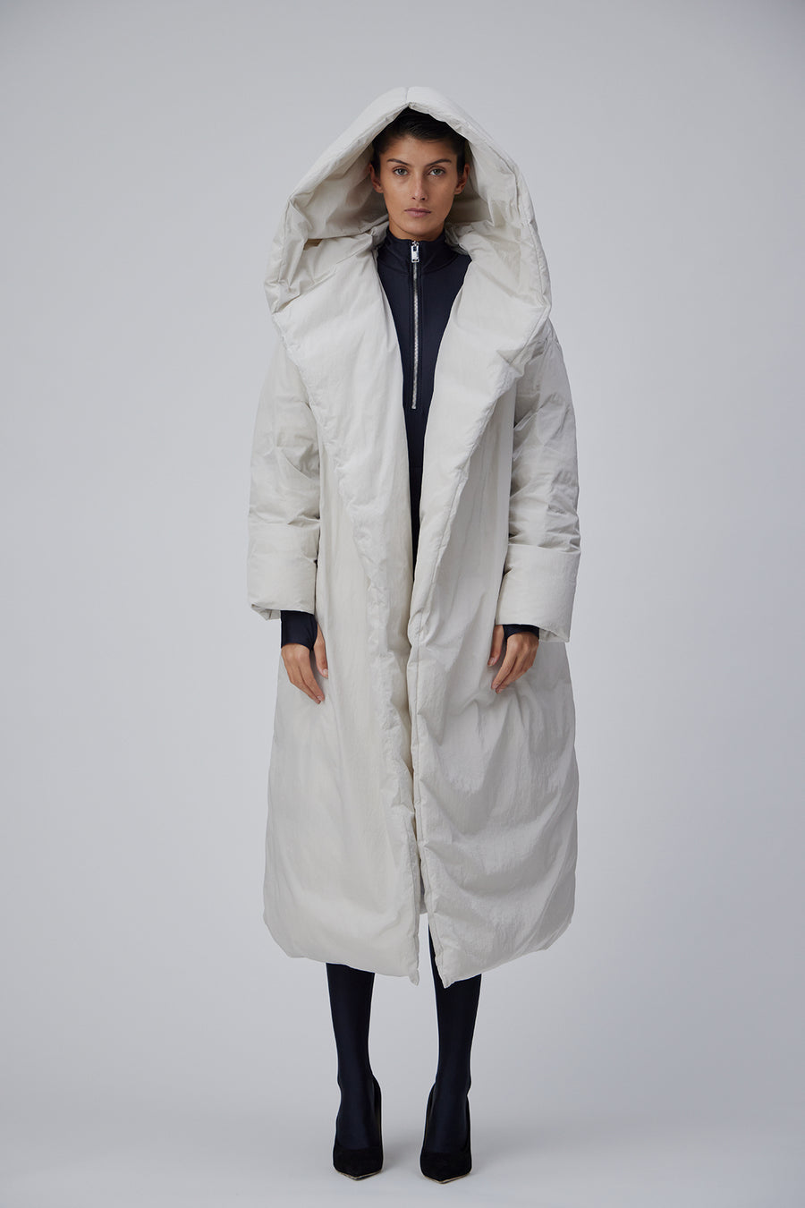 TRAVEL COAT WITH HOOD IN ECRU