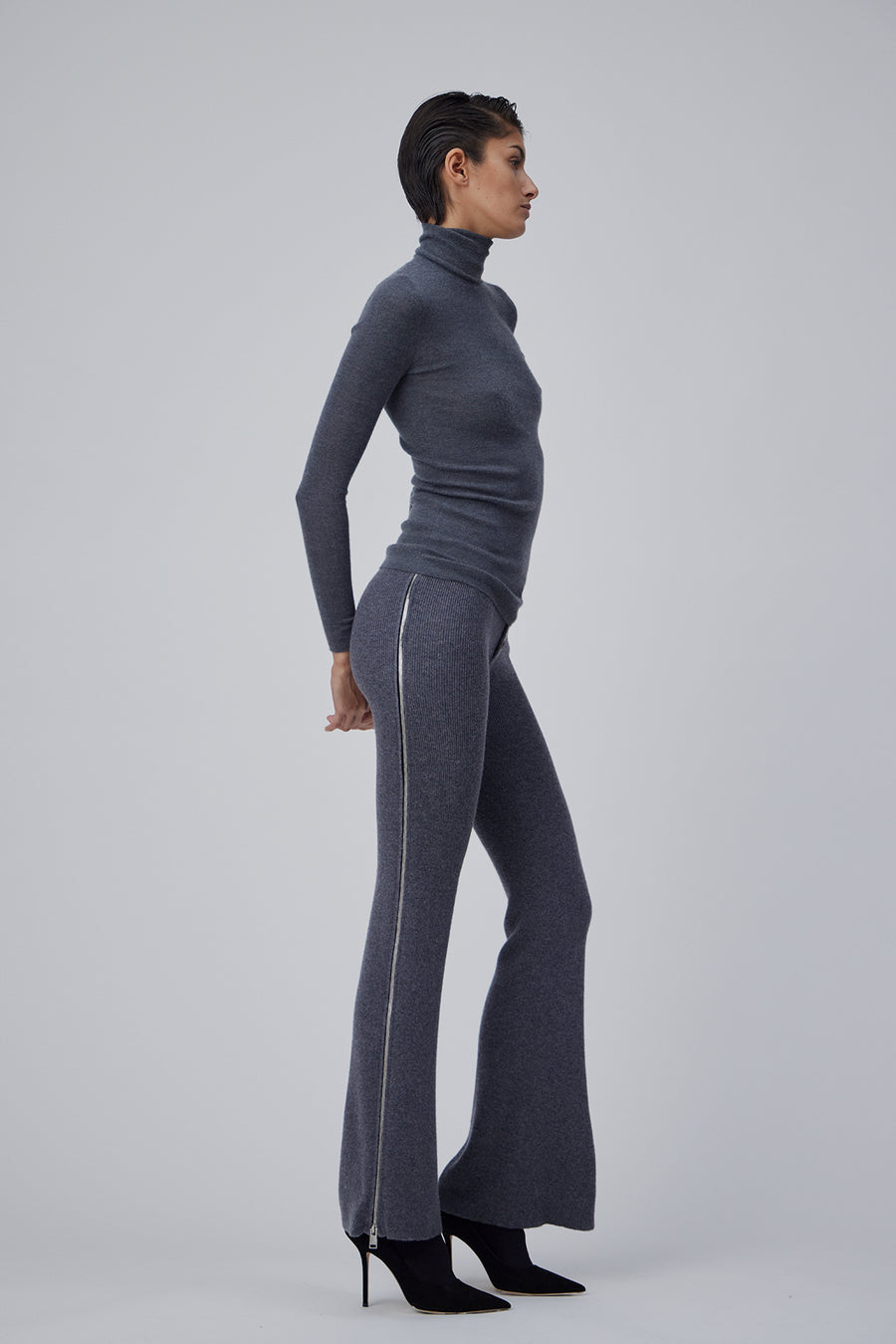 CASHMERE RIB WIDTH PANTS IN SPACE GREY