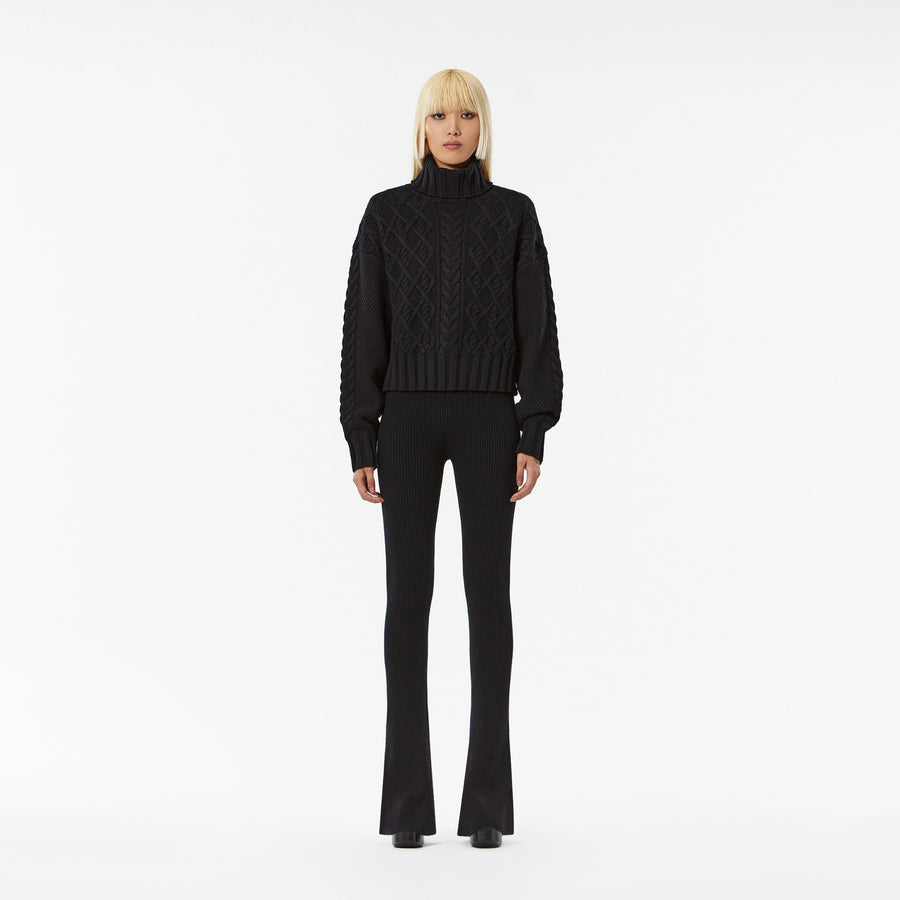 CABLE CASHMERE SWEATER IN BLACK