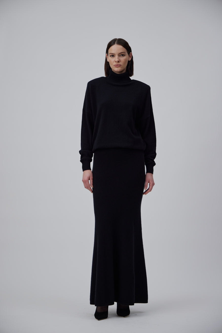 CASHMERE MAXI SKIRT IN GLOSSY BLACK