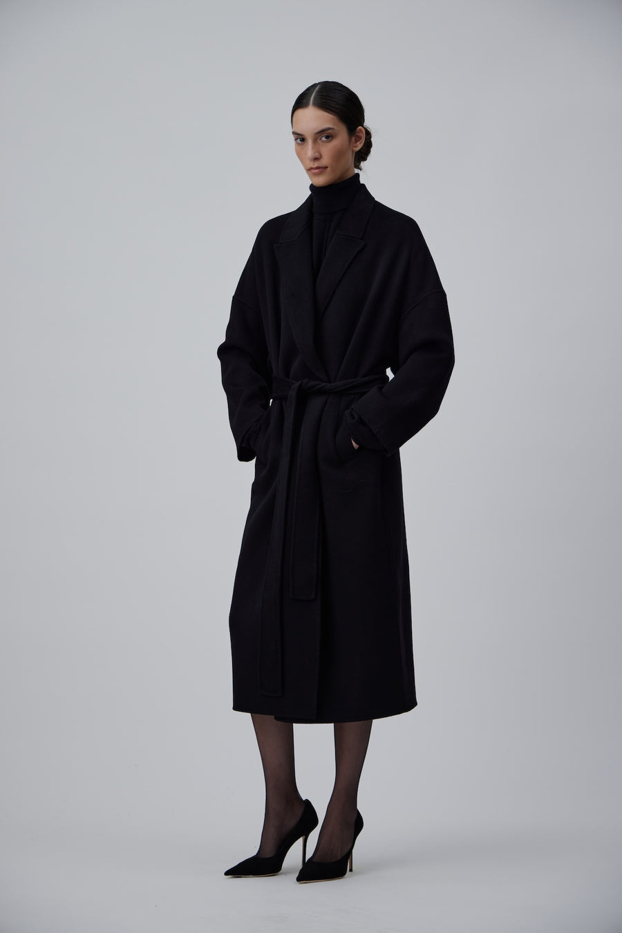 DOUBLE FACE WRAP CASHMERE COAT IN GLOSSY BLACK