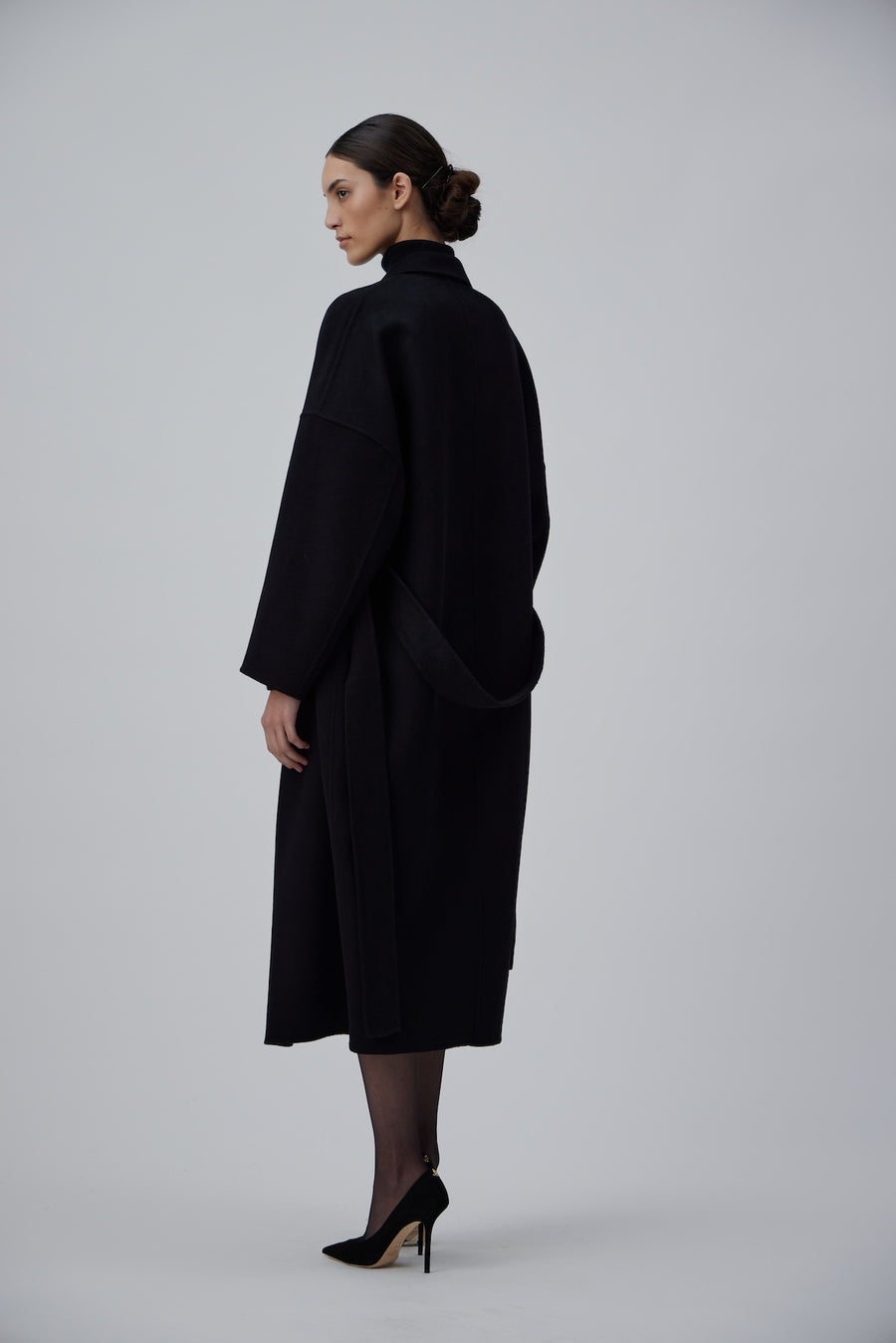 DOUBLE FACE WRAP CASHMERE COAT IN GLOSSY BLACK