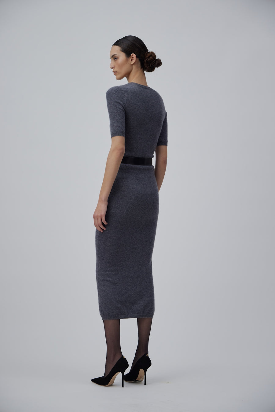 CASHMERE LONG DRESS IN SPASE GREY