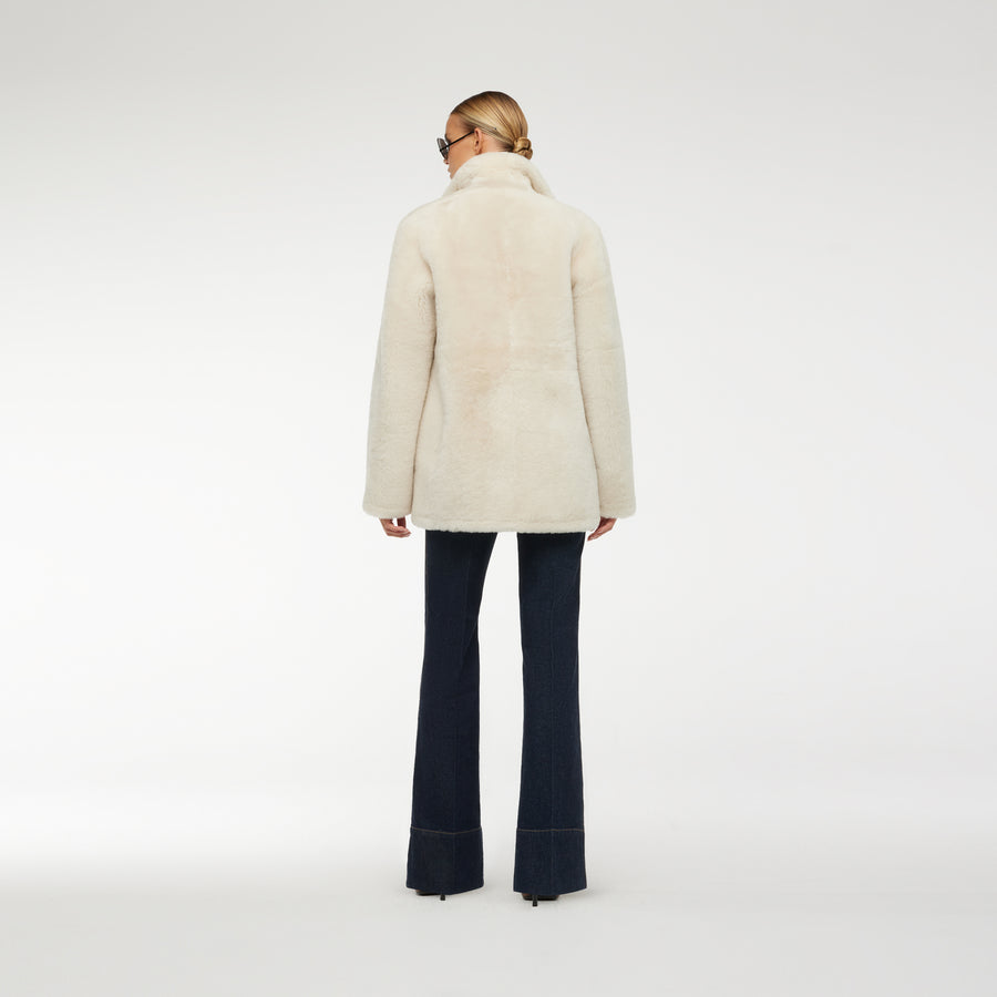 OVERSIZE SHEARLING BLAZER IN WHITE