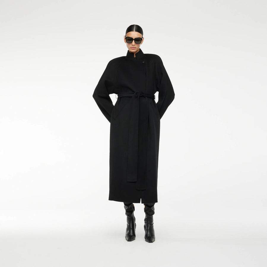 OVERSIZED WRAP COAT IN BLACK