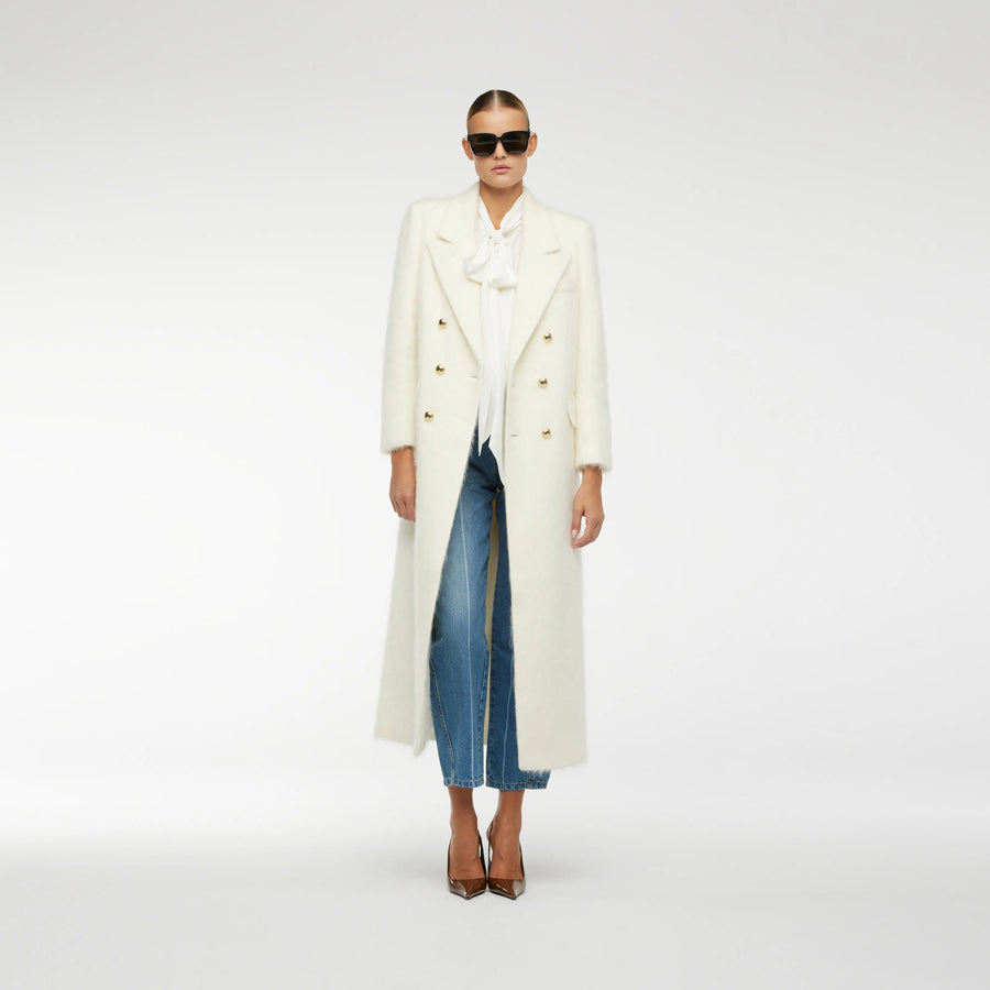 CASHMERE COAT IN WHITE