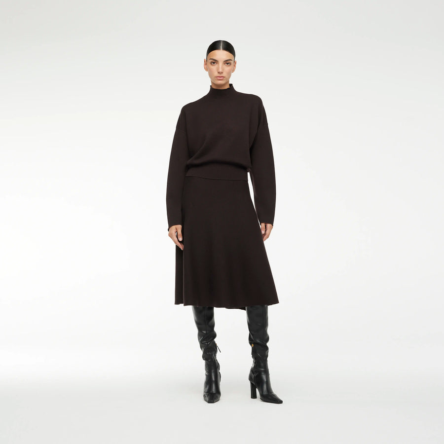 BOXY JACQUARD KNIT SWEATER IN BROWN