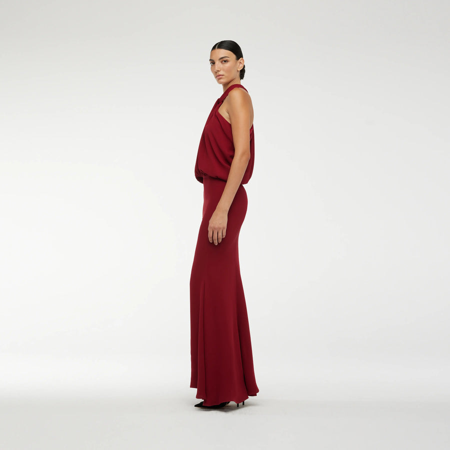 SLEEVELESS EVENING DRESS IN NEW RED CREPE SILK